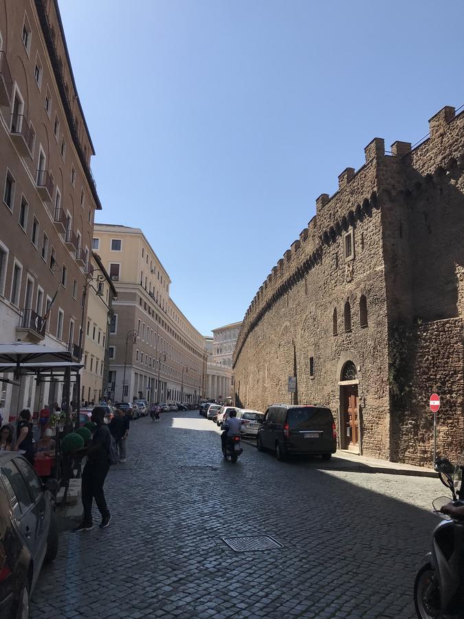 Le Finestre Sul Vaticano Rom Exterior foto